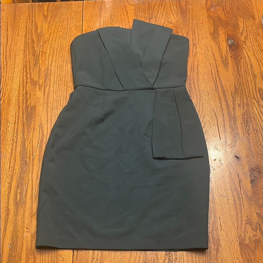 Adelyn Rae Green Off The Shoulder Cocktail Dress